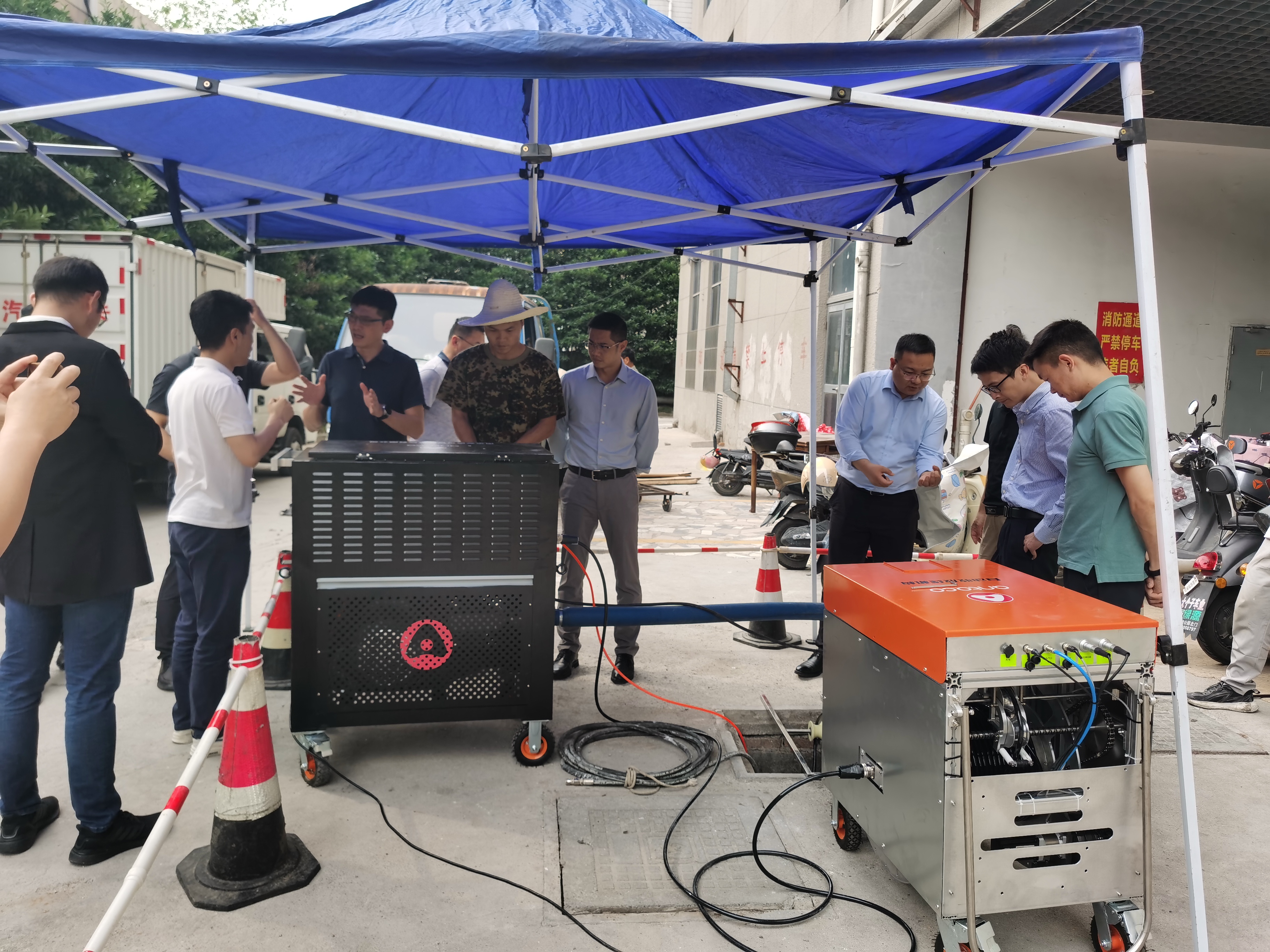 圖1  考察揚(yáng)州市雨污水管網(wǎng)排查修復(fù)工程項(xiàng)目.jpg